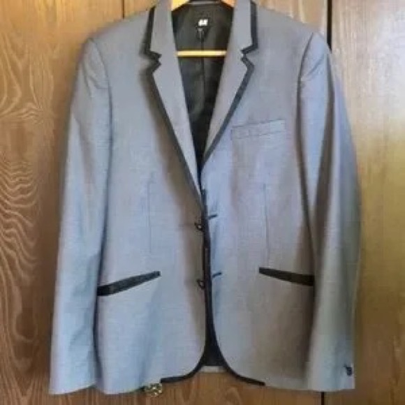 H&M Other - H&M Light Gray Men's Blazer with Black Trim